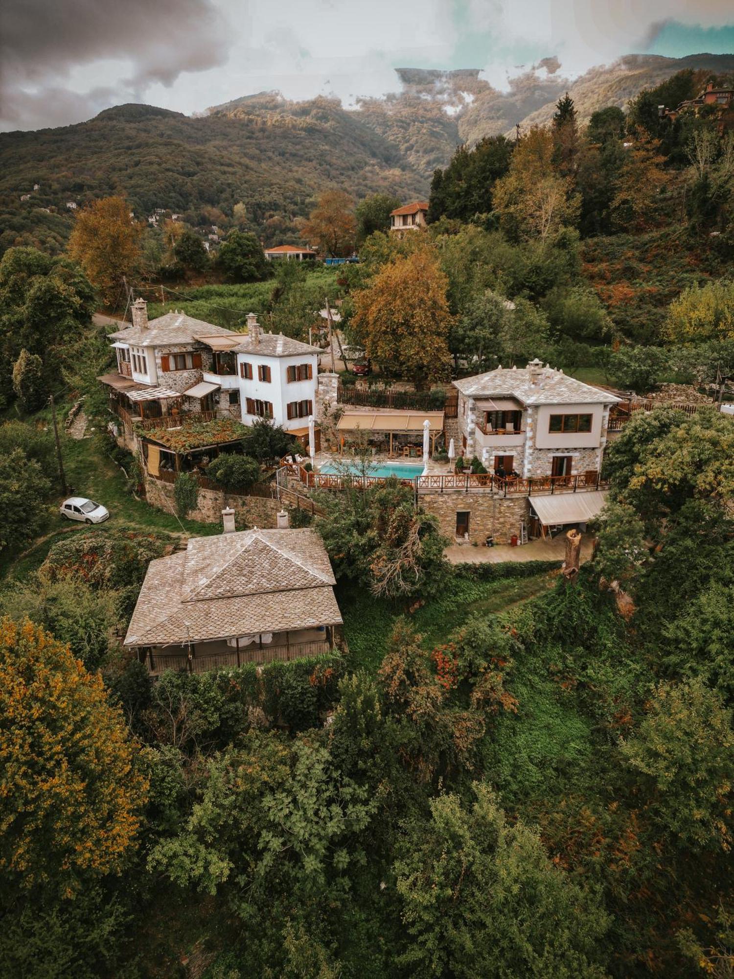 Adama Hotel Mourésion Buitenkant foto